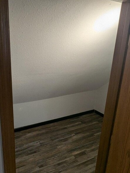 More Photos Of 204 W Main St, Belleville Office Residential For Sale