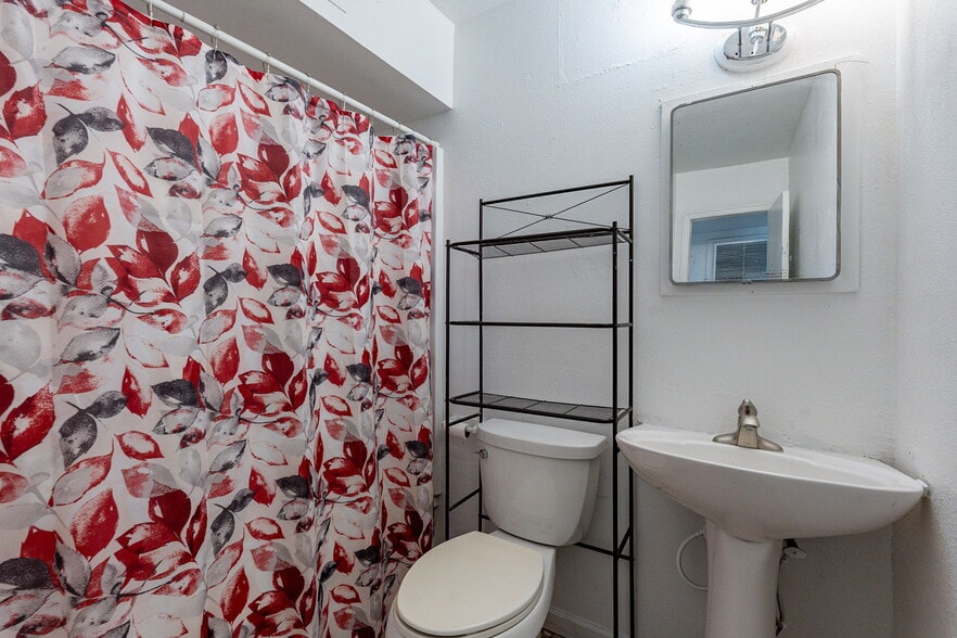 More Photos Of 3115 N 55th Ave, Phoenix Apartments For Sale