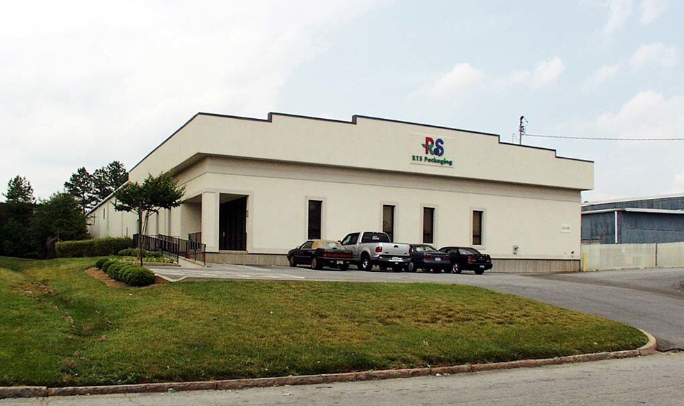 More Photos Of 3434B Montreal Industrial Way, Tucker Manufacturing For Lease