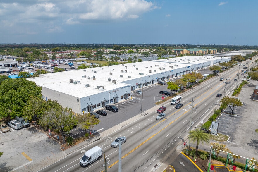 Primary Photo Of 3927-3999 NW 19th St, Lauderdale Lakes Unknown For Lease