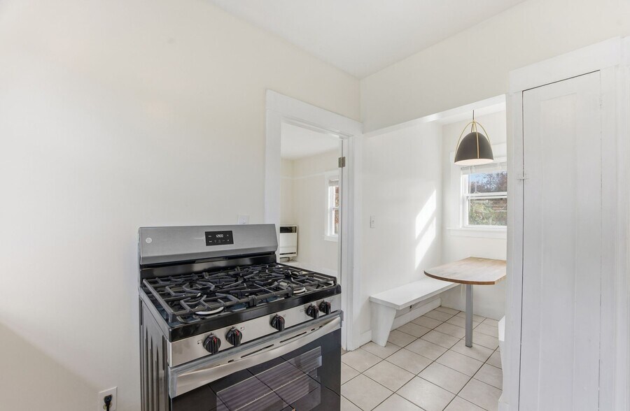 More Photos Of 1504-1514 10th St, Berkeley Apartments For Sale