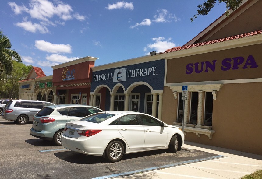 More Photos Of 2528-2548 Northbrooke Plaza Dr, Naples Storefront Retail Office For Lease
