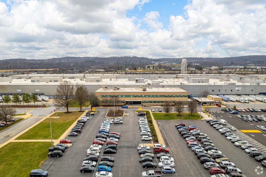 Primary Photo Of 301 Butterfly Commons Dr, York Manufacturing For Lease