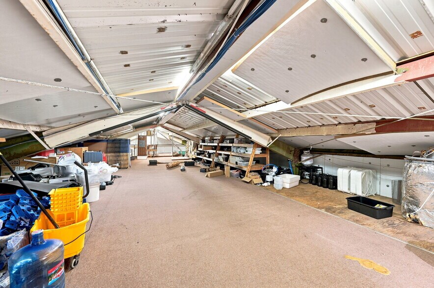 More Photos Of 2757 16th St, San Francisco Warehouse For Lease