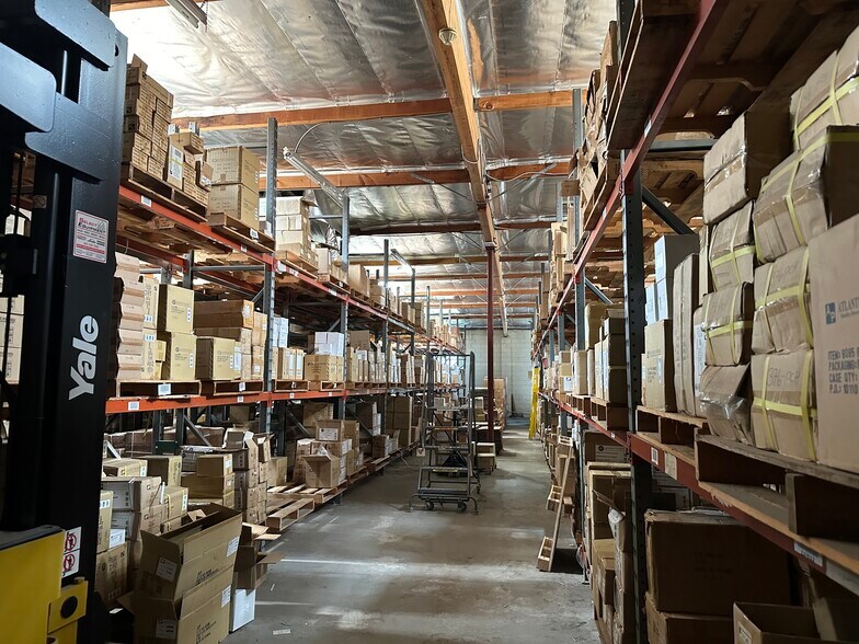 More Photos Of 4223 W Jefferson Blvd, Los Angeles Manufacturing For Lease