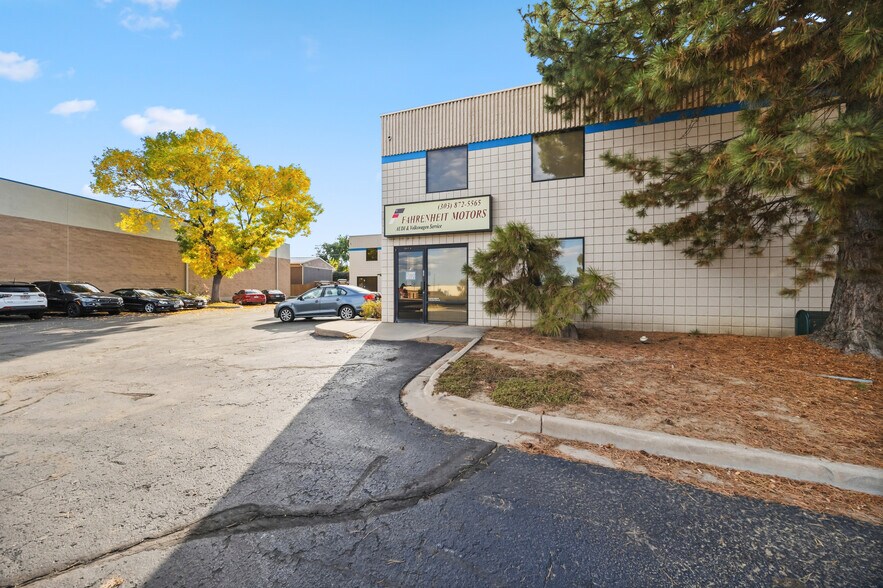 More Photos Of 10855 Irma Dr, Northglenn Warehouse For Sale