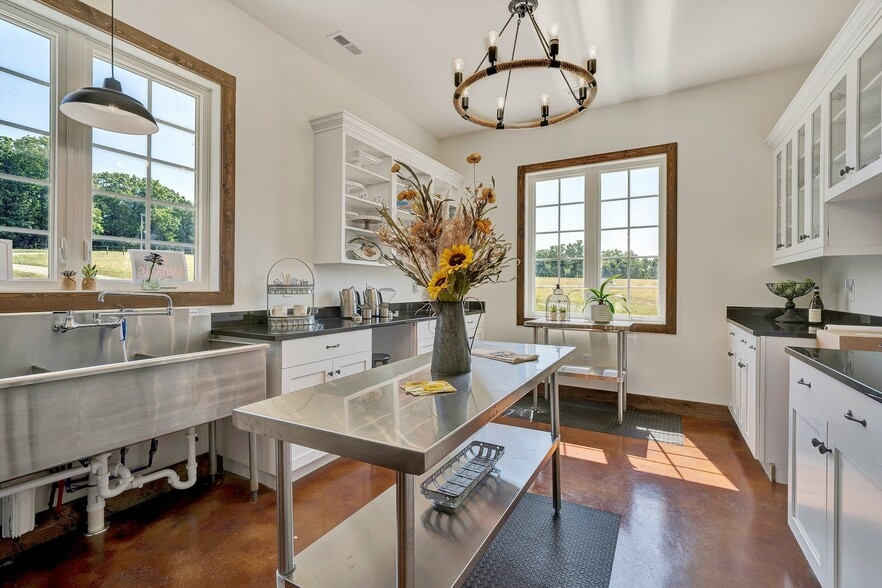 More Photos Of 9945 Brooks Mill Rd, Burnt Chimney Specialty For Sale