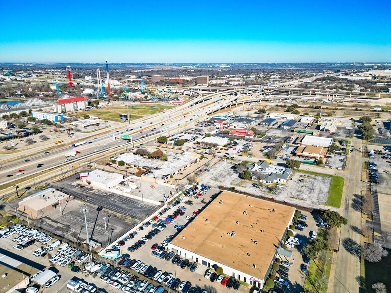 More Photos Of 710-714 N Watson Rd, Arlington Office For Sale