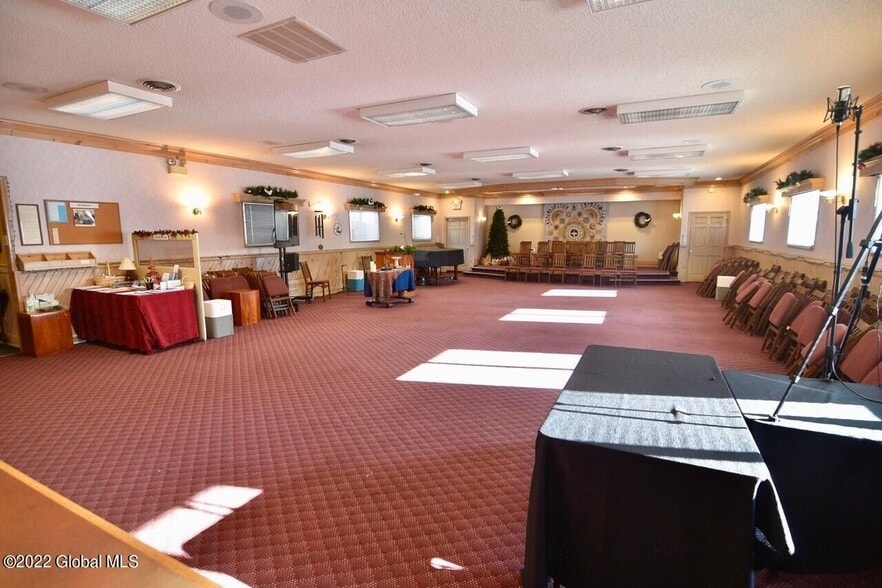 More Photos Of 624 N Broadway, Saratoga Springs Religious Facility For Sale