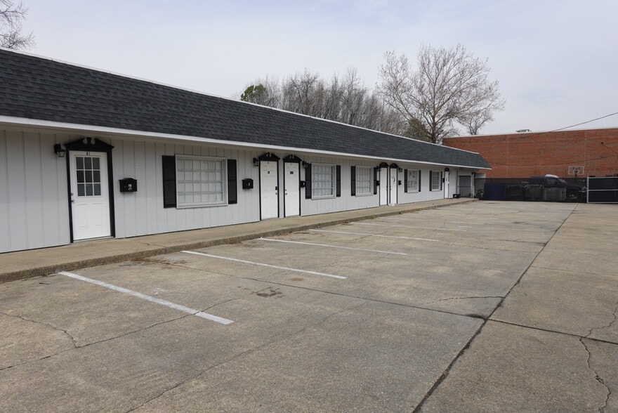 Primary Photo Of 1806 Hayward Ave, Chesapeake Loft Creative Space For Sale