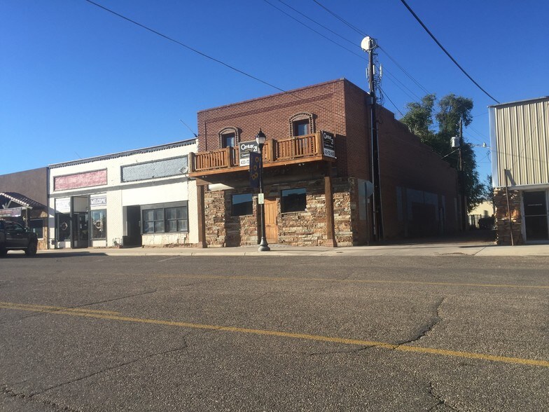 More Photos Of 147 E Lagoon St, Roosevelt Restaurant For Sale