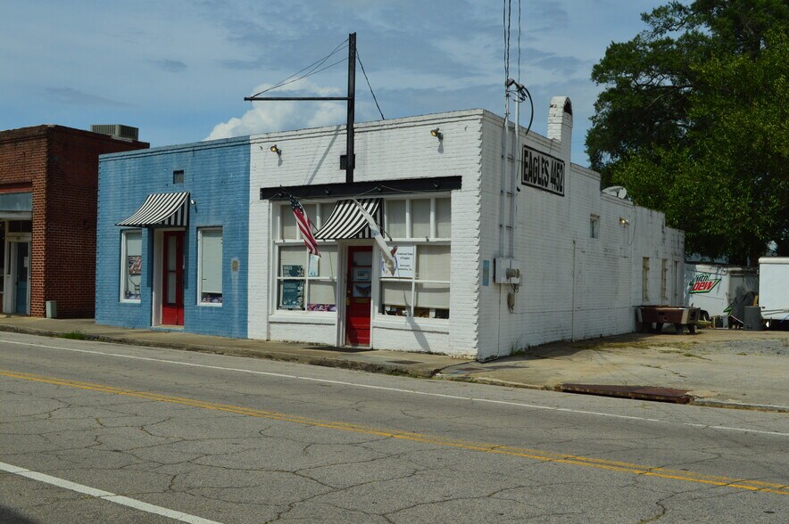 Primary Photo Of 899 Main St, Gainesville Freestanding For Lease