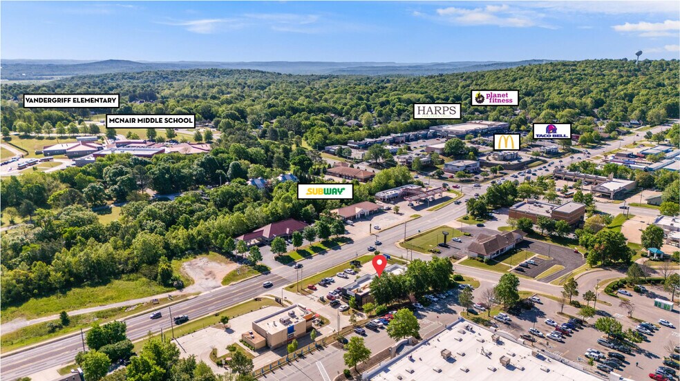 More Photos Of 2069 N Crossover Rd, Fayetteville Medical For Lease