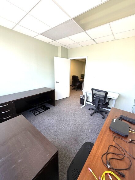 More Photos Of 150 SE 2nd Ave, Miami Office Residential For Sale