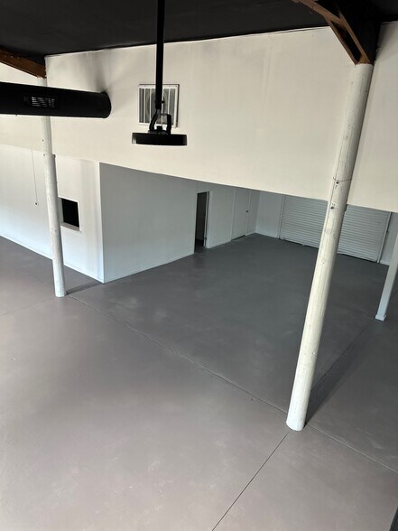 More Photos Of 5151 Stine Rd, Bakersfield Storefront Retail Office For Lease