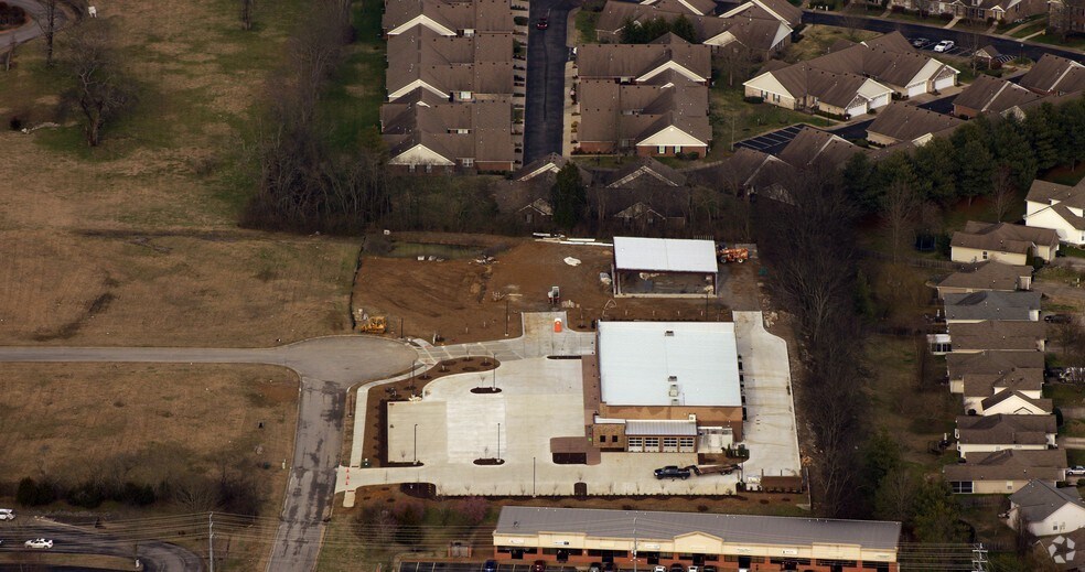 More Photos Of 971 Memory Ln, Gallatin Storefront For Lease