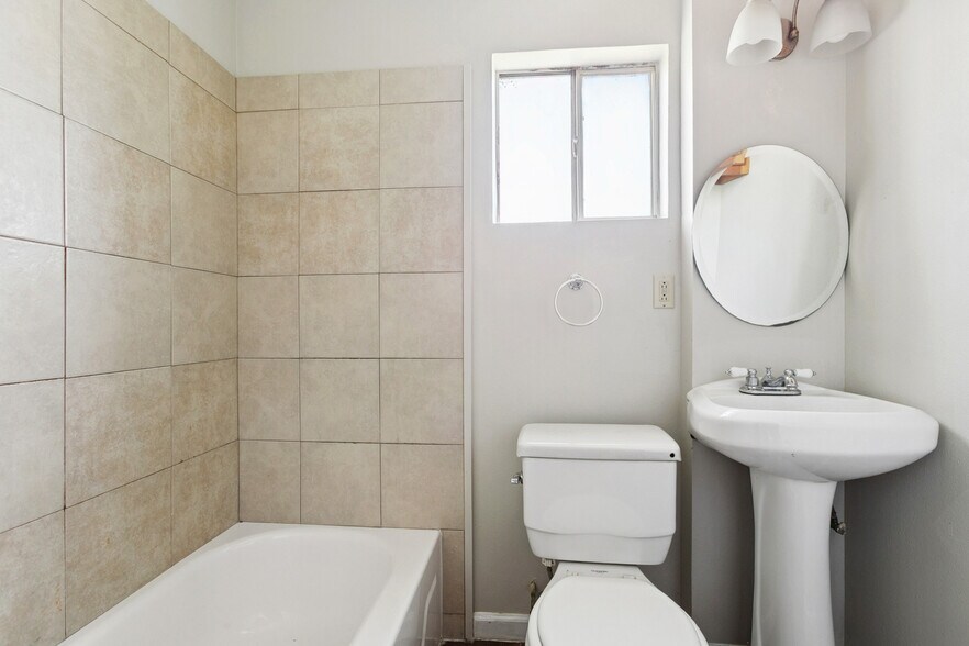 More Photos Of 2222 Florida Ave, Kenner Apartments For Sale