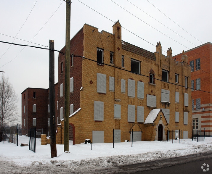 Primary Photo Of , Detroit Multifamily For Sale