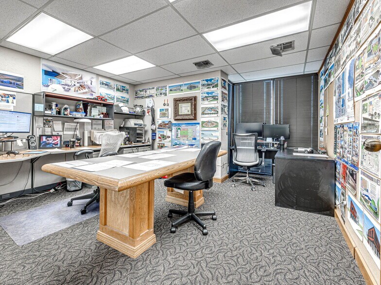 More Photos Of 11100 Stratford Dr, Oklahoma City Loft Creative Space For Sale