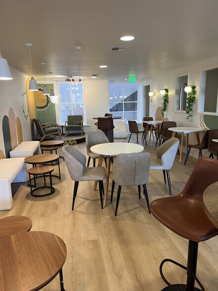 More Photos Of 1118 1st St, Snohomish Storefront For Sale