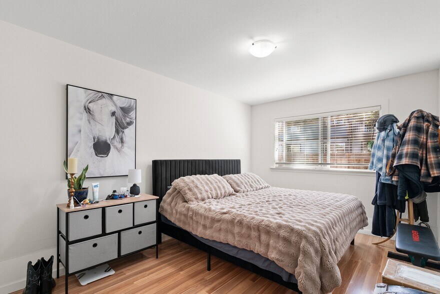 More Photos Of 420 Capitola Road Ext, Santa Cruz Apartments For Sale