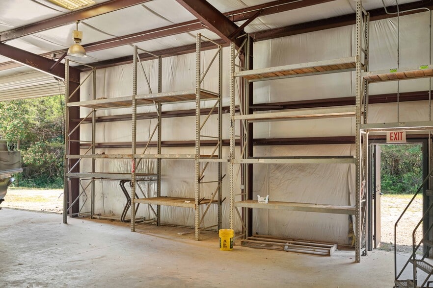 More Photos Of 533 Crest Dr, Easley Industrial For Sale