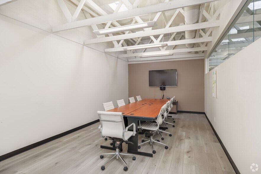 More Photos Of 629 2nd St, Encinitas Medical For Sale