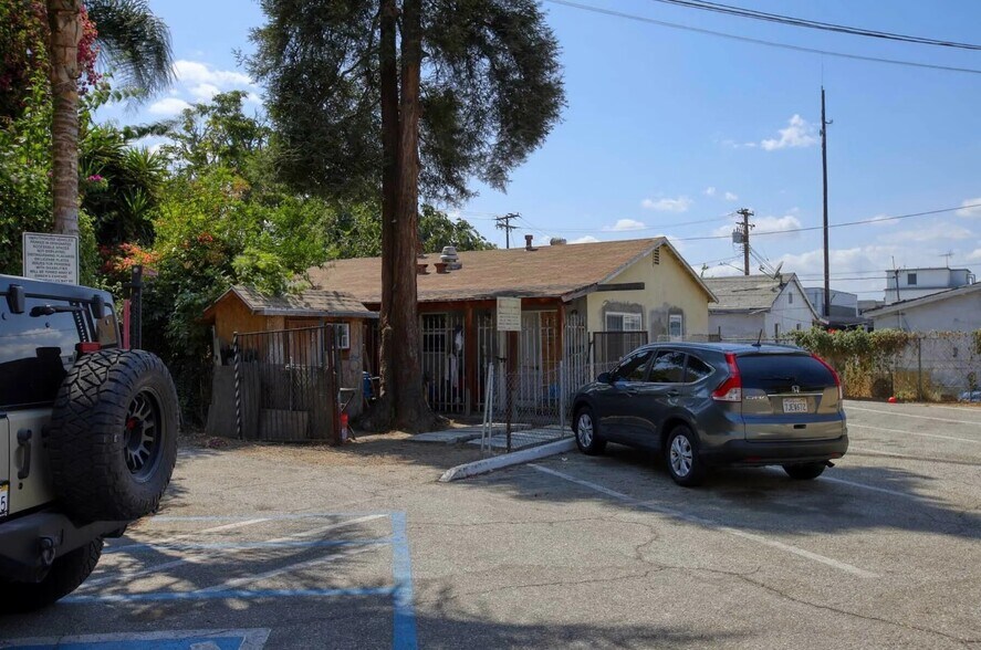 More Photos Of 11218 Garvey Ave, El Monte General Retail For Sale