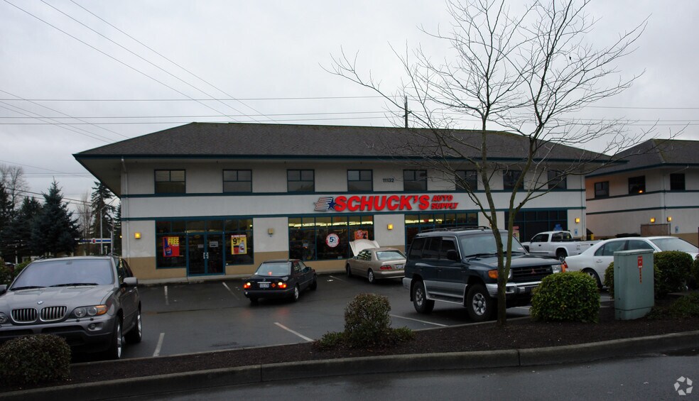 More Photos Of 11120 Evergreen Way, Everett Unknown For Lease
