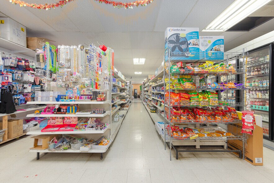 More Photos Of 7 New Main St, Haverstraw Storefront For Sale