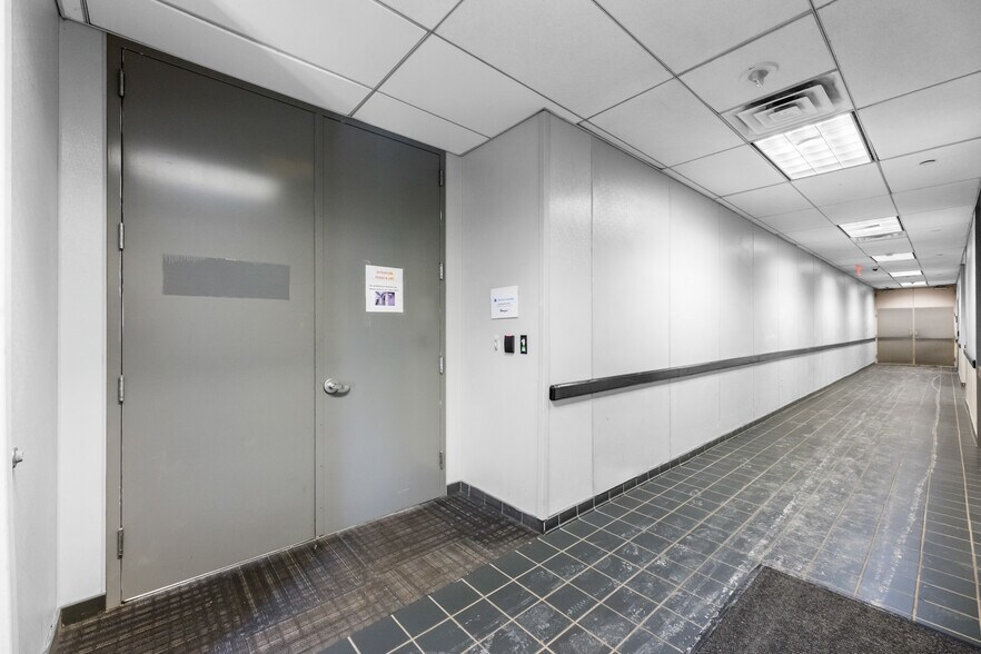 More Photos Of 500 Frank W Burr Blvd, Teaneck Office For Lease