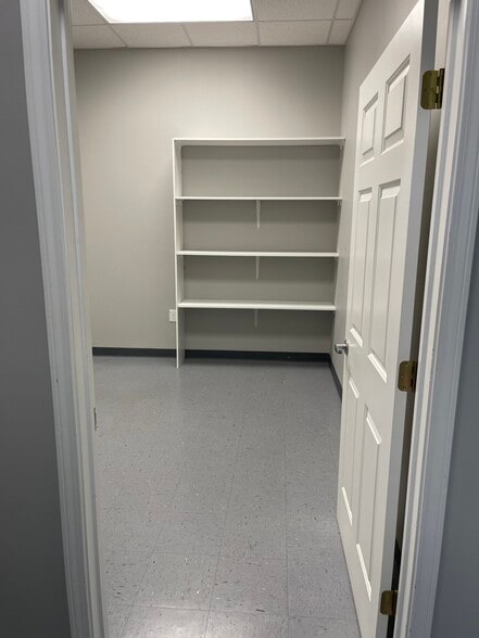 More Photos Of 335 Roselane St NW, Marietta Medical For Lease