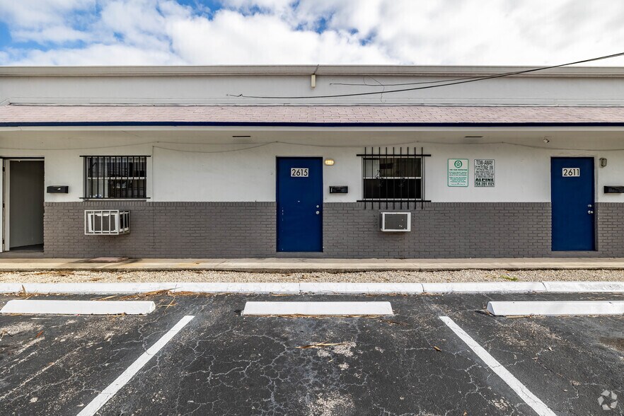 More Photos Of 2610-2619 NW 4th St, Fort Lauderdale Warehouse For Lease