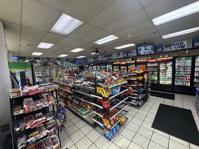 More Photos Of 1014 W Innes St, Salisbury Service Station For Sale