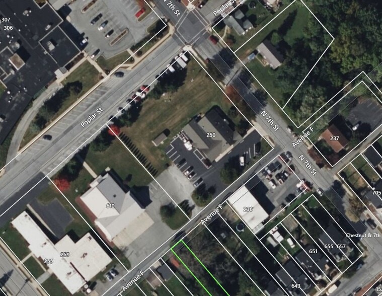 More Photos Of 250 N 7th St, Columbia Specialty For Sale