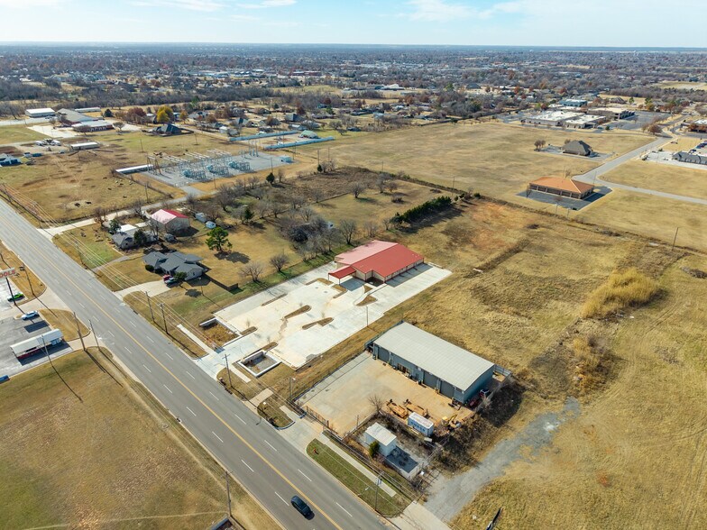 More Photos Of 8017 S Santa Fe Ave, Oklahoma City Religious Facility For Sale