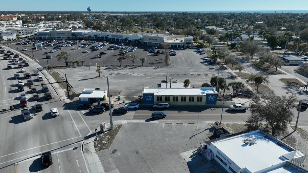 More Photos Of 700 Tamiami Trl S, Venice Carwash For Sale