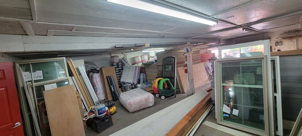 More Photos Of 250 Lavon Dr, Garland Industrial For Sale