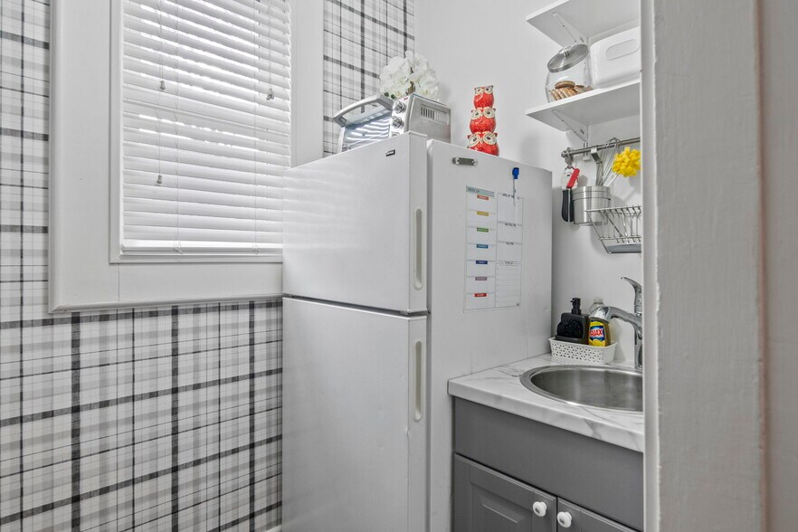 More Photos Of 7315 E Main St, Reynoldsburg Office For Sale