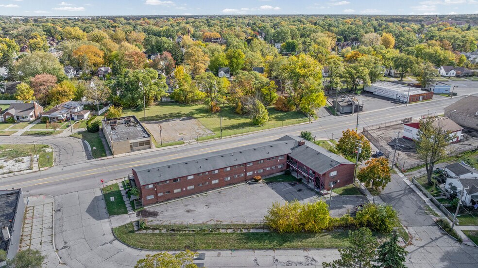 More Photos Of 19625 Conant, Detroit Multifamily For Sale