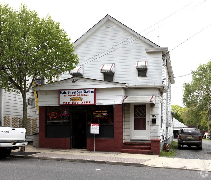 141 Main St, Sayreville, NJ 08872 Storefront Retail Residential For