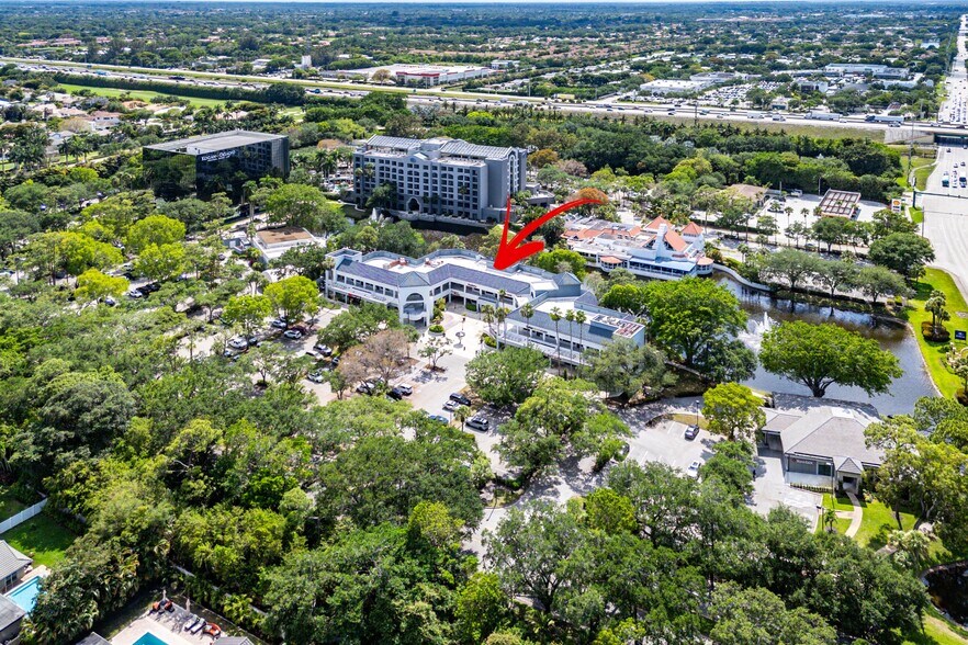 More Photos Of 7820-7860 Glades Rd, Boca Raton Office For Lease