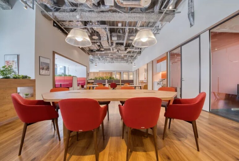 More Photos Of Lower Castle St, Bristol Coworking Space