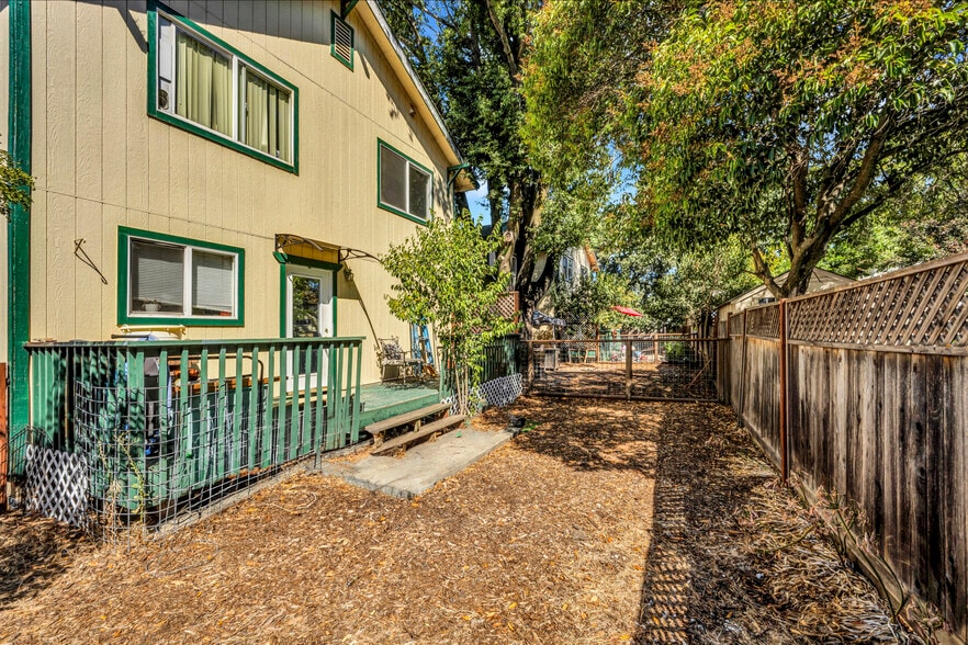 More Photos Of 1404 Slater St, Santa Rosa Apartments For Sale