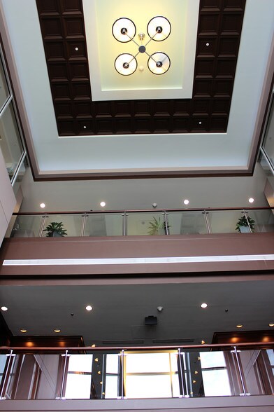 More Photos Of 11400 Parkside Dr, Knoxville Loft Creative Space For Lease