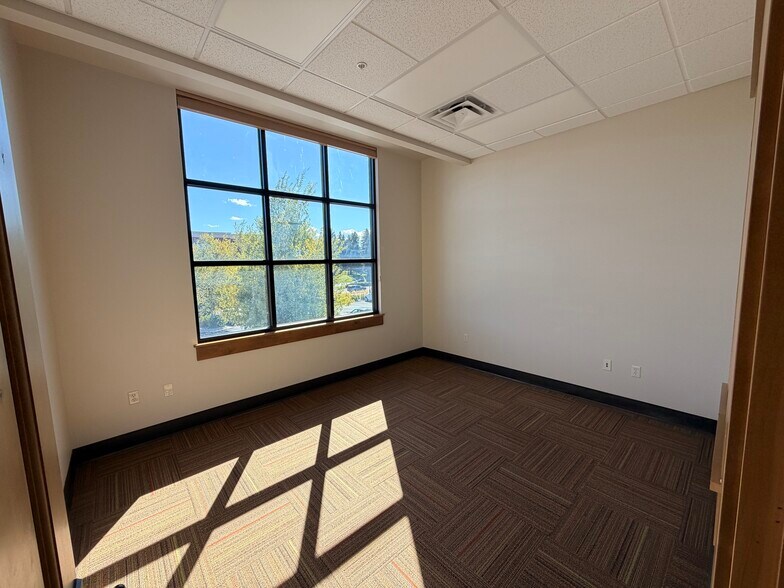 More Photos Of 1019 E Main St, Bozeman Office For Lease