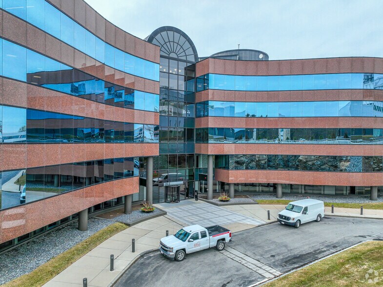 More Photos Of 230 Third Ave, Waltham Office For Lease