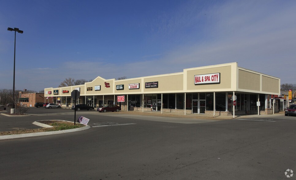 More Photos Of 1202 S James Campbell Blvd, Columbia General Retail For Lease
