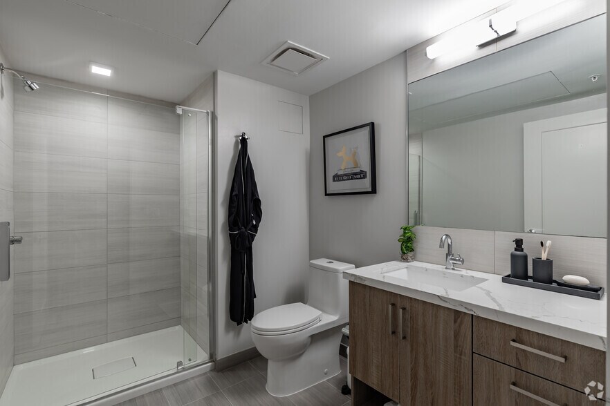 More Photos Of 320 Florida Ave NE, Washington Apartments For Lease