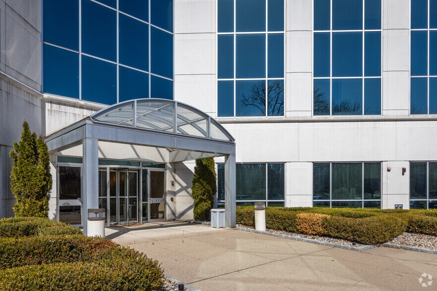 More Photos Of 80 S Jefferson Rd, Whippany Office For Lease